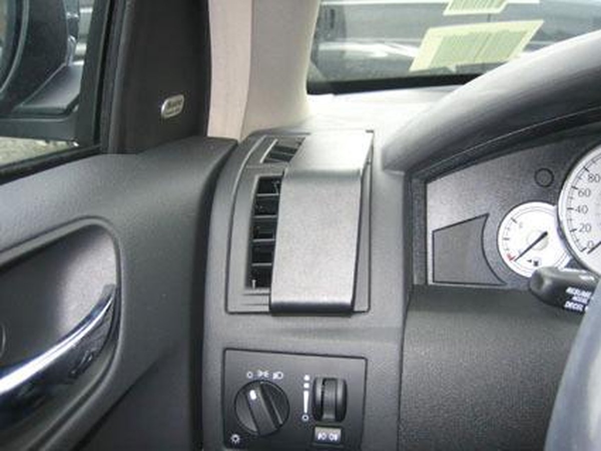 Brodit ProClip houder geschikt voor Chrysler 300C / Touring 2005-2010 Left mount