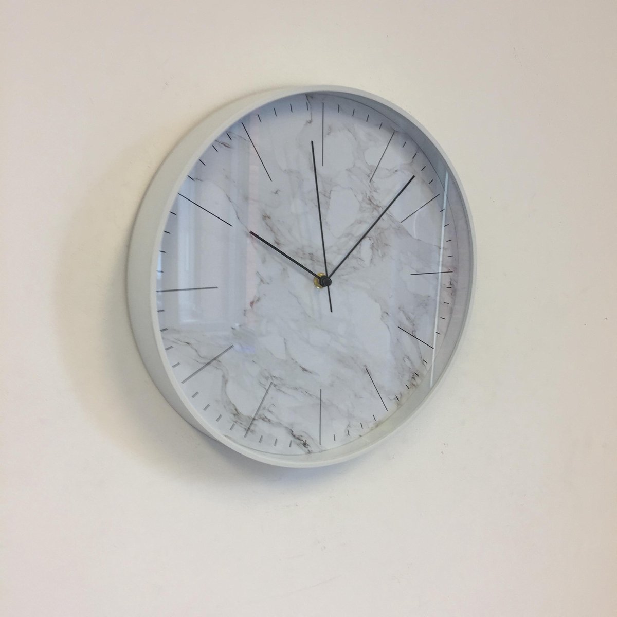 Wandklok MARMER wit