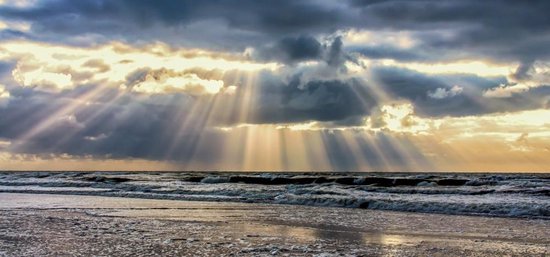 Foto op Canvas, Ray's of Light (120x50cm)