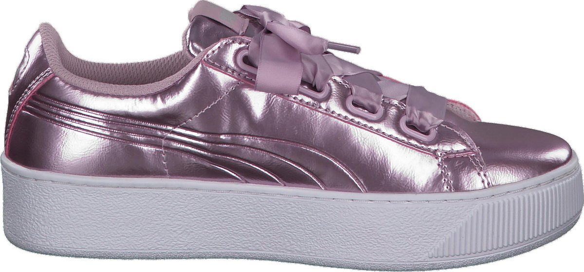 Puma Vikky Platform Sneakers Maat 40 Vrouwen zwart/wit bol