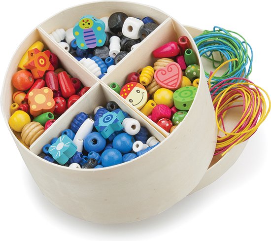 New Classic Toys Houten kralen in box - 640 gekleurde houten kralen in verschillende vormen en 8 veters