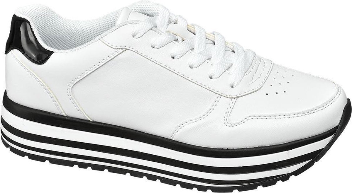 Graceland Dames Witte sneaker plateauzool - Maat 36 | bol