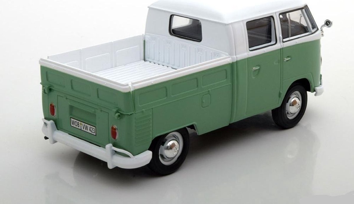 VW TYPE 2 (T1) BUS PICK UP 1967 RED 1:24 Motormax Auto Stradali -F VW TYPE 2 (T1) BUS PICK UP 1967 RED 1:24 Motormax Auto Stradali -F