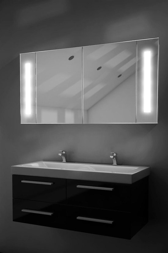 Brede spiegelkast met verlichting spiegelverwarming en scheerstopcontact 120  cm | bol.com