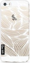 Casetastic Softcover Apple iPhone 5 / 5s / SE - Wavy Outlines