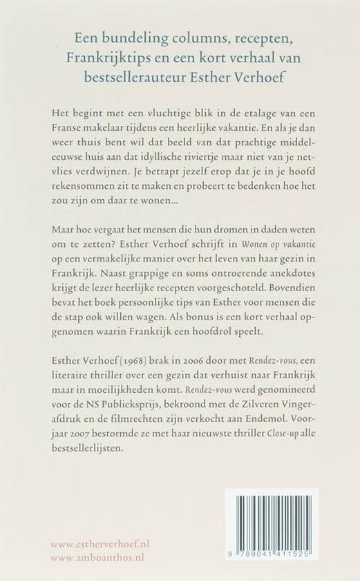 Achterkant van het boek met de titel 'Een bundeling columns, recepten, Frankrijktips en een kort verhaal van bestsellerauteur Esther Verhoef'.