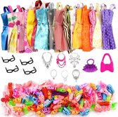 Poppenkleertjes - Geschikt voor modepoppen- Set van 32 items