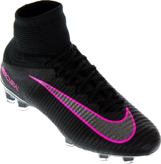 voetbalschoenen nike roze Today's Deals- OFF-52% >Free Delivery