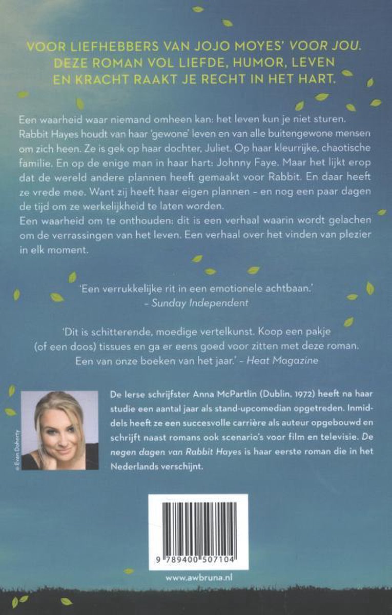 Achterkant van het boek 'De 9 Dagen van Rabbit Hayes' met citaten en een foto van auteur Anna McPartlin.