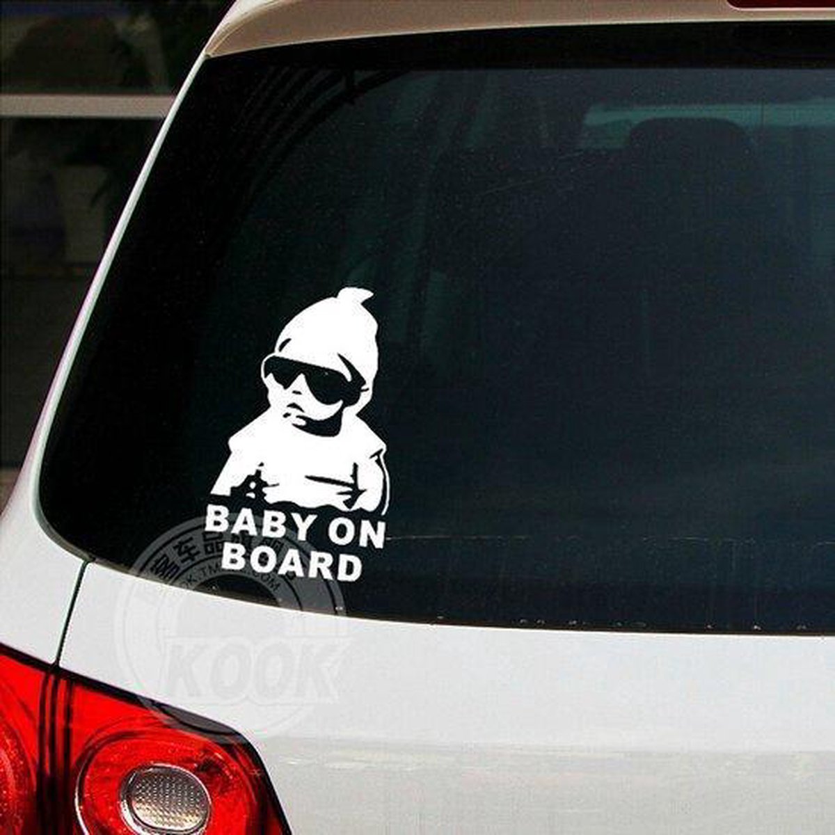 hoofdkussen Vloeibaar inkomen Baby On Board Auto Sticker - Wit | bol.com