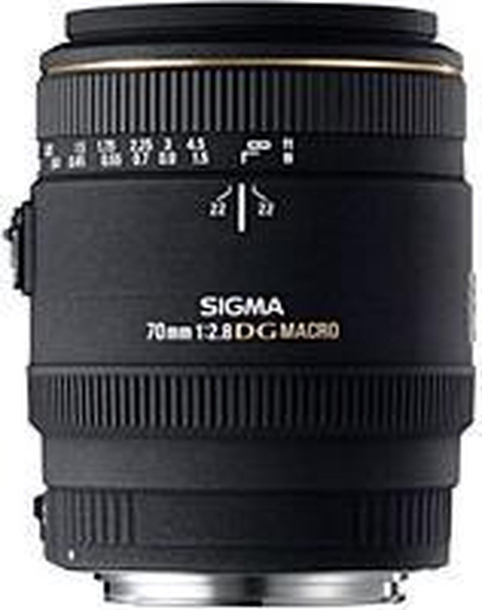 Sigma 70mm f/2.8 EX DG Macro Nikon