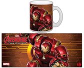 Merchandising MARVEL - Mug -Avengers 2 Age of Ultron - Hulkbuster