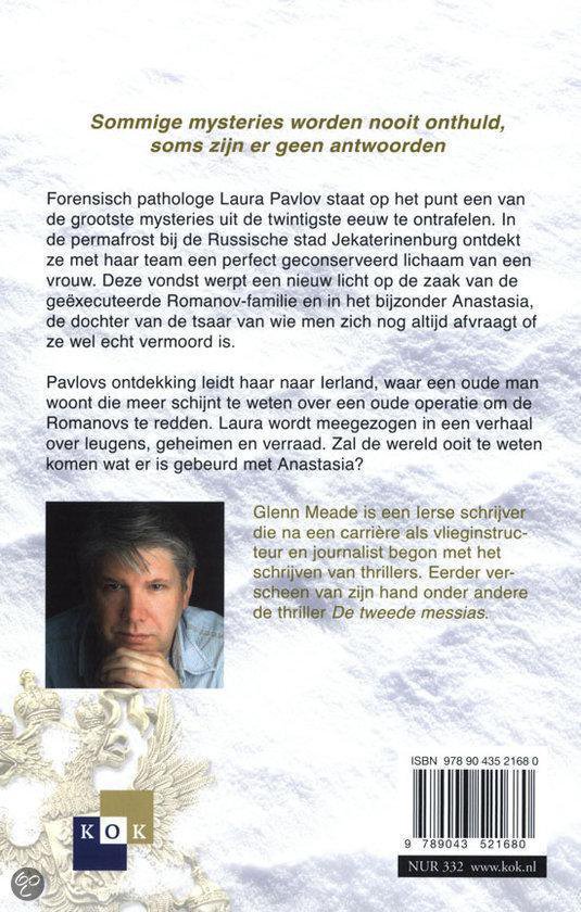 Achterkant boek met foto van Glenn Meade en tekst over het boek 'Het Romanov mysterie'.