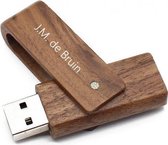 Walnoot uitklap 16gb usb stick met naam