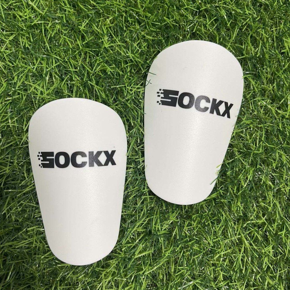 Sockx - Mini Scheenbeschermers voetbal - One Size - 8cmx5cm - Mini Shinpads - Scheenbeschermers - Wit