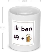 Akyol - ik ben 49 + 1 Spaarpot - 49+1 - mensen die 50 zijn geworden - 50 jaar sarah en abraham cadeau - jubileum man en vrouw - mok met opdruk - verjaardagsmok - grappige tekst mok - jarig - verjaardag - 350 ML inhoud