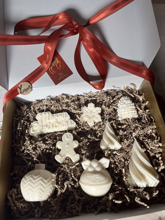 kerst cadeau - geschenkset - Kaarsen cadeaupakket - Christmas - kaarsen - Kado vrouwen, moeder, vriendin, zus, oma, mama - giftbox - 8 stuks - kerst - December Gift Box - kerstpakket - kerstpakket dames - cadeau - cadeaubox - kerstcadeau box