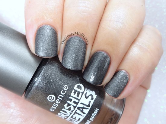 ESSENCE Nagellack Brushed Metals 06 – Matt-metallischer Look Für Coole Nägel