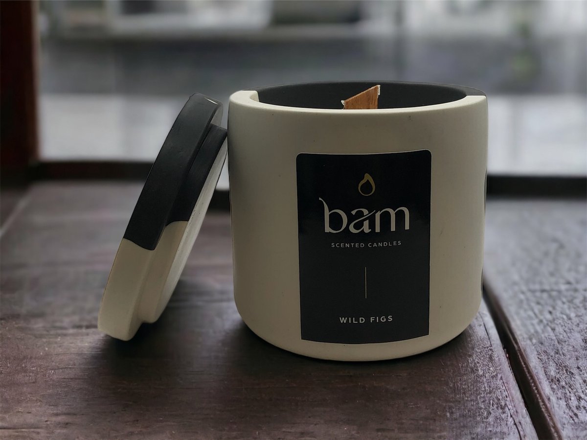 Bam Kaarsen Wild Figs Geurkaars – Zonnebloemwas – Houten Lont – Zwart-Wit Gemarmerd Rond Potje met Deksel – 140 g - wilde vijgen zwart wit