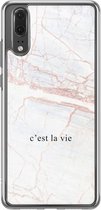 Casimoda® hoesje - Geschikt voor Huawei P20 - C'est La Vie - Siliconen/TPU - Soft Case - Grijs - Tekst