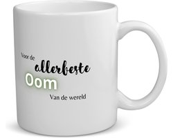 Akyol - voor de allerbeste oom van de wereld koffiemok - theemok - Oom - de beste oom - verjaardagscadeau - verjaardag - cadeau - cadeautje voor oom - oom artikelen - kado - geschenk - gift - 350 ML inhoud
