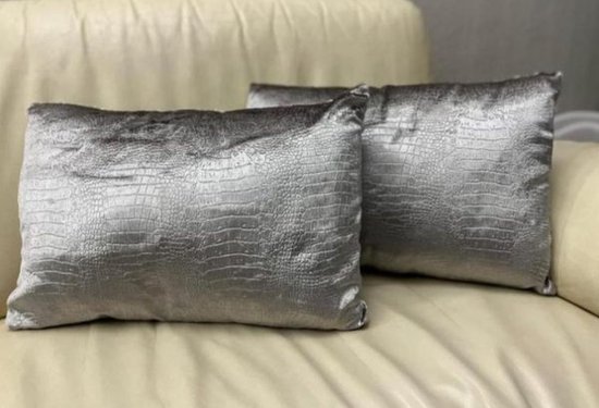 Sier kussen Croco Cushion Grey long 50x30x10cm ca.500gr. Sfera Decor