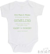 100% katoenen Romper "Lieve papa & mama ik hoorde dat jullie geweldig zijn en ben heel blij dat jullie mijn vader & moeder gaan worden!" Unisex Katoen Wit/sage green (saliegroen) 56/62