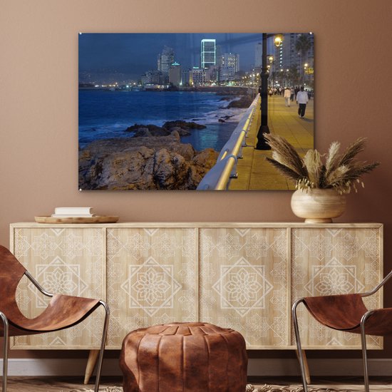MuchoWow® Glasschilderij 90x60 cm - Schilderij acrylglas - Uitzicht op de kustlijn van Beiroet in Libanon - Foto op glas - Schilderijen - MuchoWow