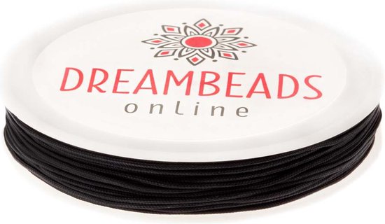 Een rol zwart nylon koord van 1 mm breed, met het logo "DREAMBEADS online" erop.