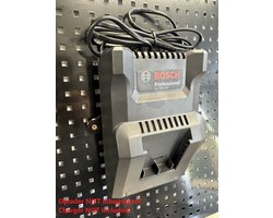 Houder geschikt voor Bosch AL36V-20 Oplader - Wandbevestiging - Wall Mount - ! OPLADER NIET INBEGREPEN ! - AUB Beschrijving lezen!