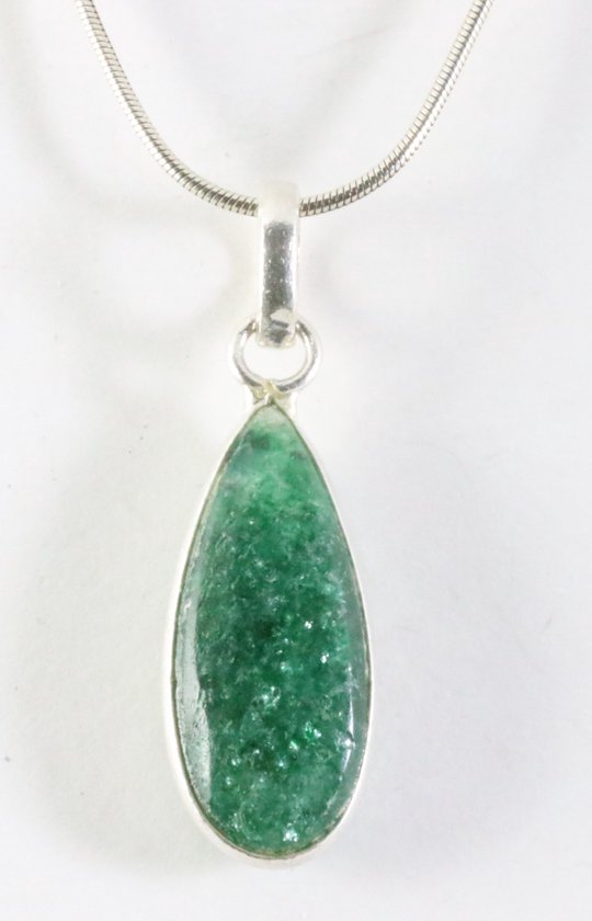 Long pendentif en argent en forme de larme avec jade sur une chaîne