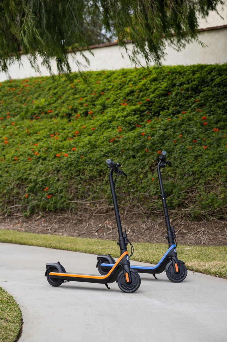 Ninebot Kickscooter C2 Pro E Powered by Segway E-step - Actieradius: 17km - Snelheid: 16km/h - Officieel Benelux model – foto 6
