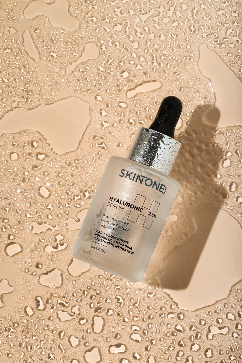 SKINTONE SKIN® - Hyaluronzuur 2,5% Serum Booster - Met Pro Vitamine B5 E & Purslane Extract - Gezichtsserum - Collageen - Anti Rimpel - Hydrateert - Intensief Pigmentvlekken - 60ml – Vrouwen – Mannen – Gezicht – Vitamin – verzorging – Langdurig