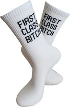 Grappige sokken - Tennis sokken - Bitch sokken - Verjaardags cadeau - leuke sokken - vrolijke sokken - witte sokken - sport sokken - valentijns cadeau - sokken met tekst - aparte sokken - grappige sokken - Socks waar je Happy van wordt - maat 37-44