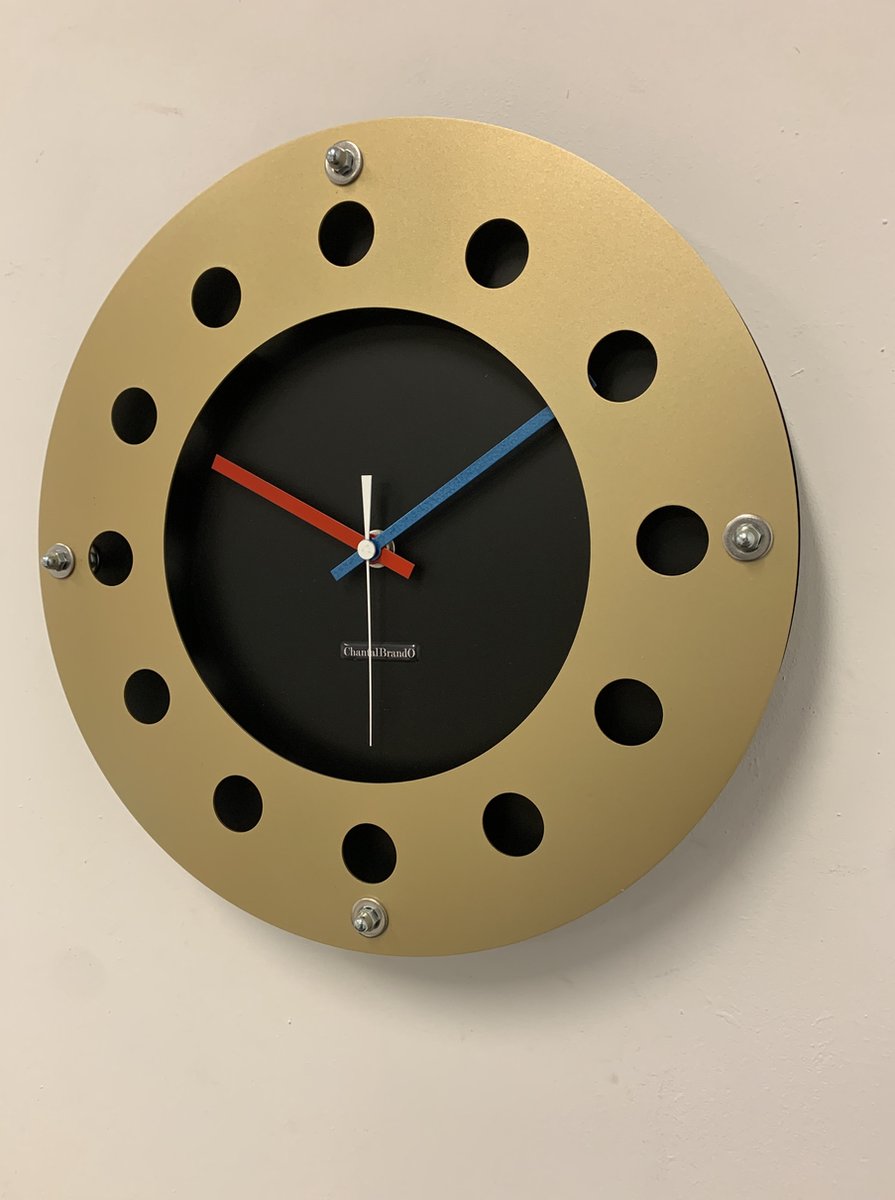 Wandklok CHANTALBRANDO -- GOLDEN EARRING -- MODERN DESIGN --