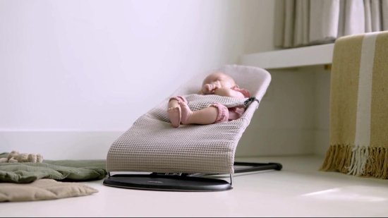 Ukje Hoes Overtrek Wipstoelhoes - Gaat OVER de bekleding van je BabyBjörn wipstoel heen - Met praktische waterdichte binnenvoering - Veilige Oeko-Tex getest - Perfecte Pasvorm - Wasbaar op 30°C - Taupe Wafelstof