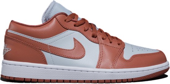 Jordan 1 low orange hot sale