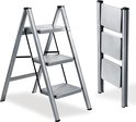 Ladder 3 treden, Opvouwbare trapladder met brede antislip pedaal, Huishoudtrap, Maximale belasting 150 kg, Draagbare stalen trapladder, Zilvergrijs.