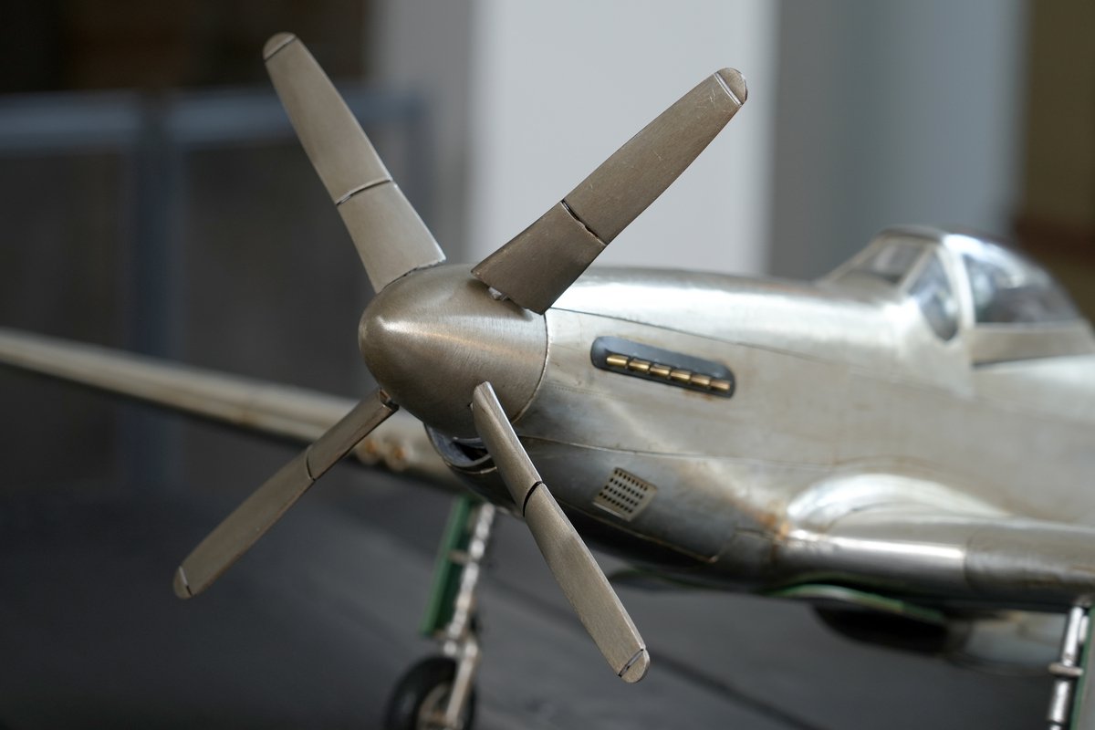 Maquette avion 'WWII Mustang' fait main