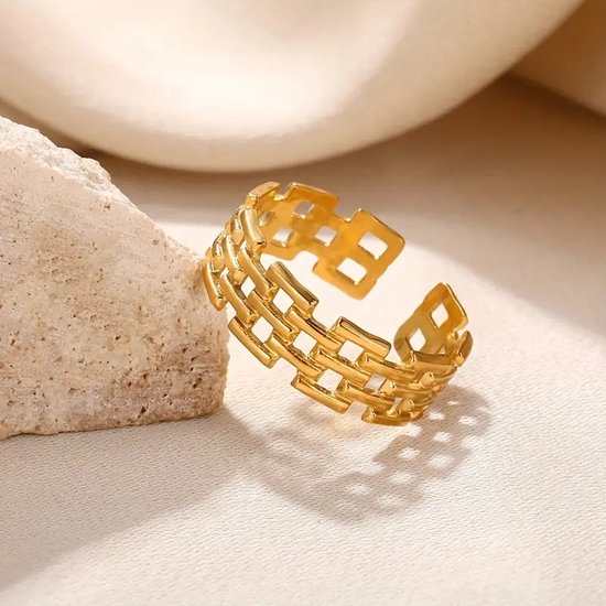 18K Gold Plated Small Wire Chain Ring