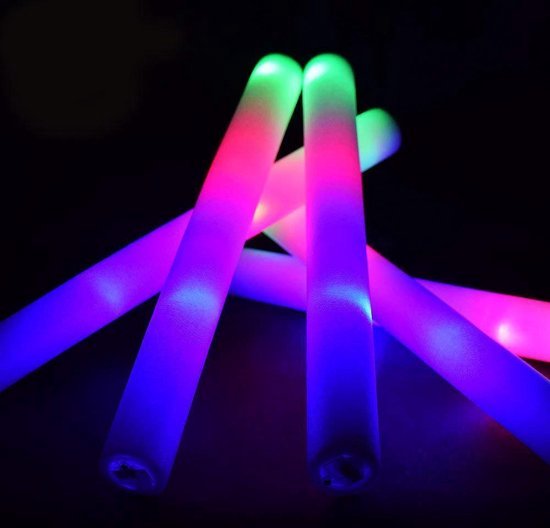 Koopgids Foamsticks - LED Schuimstaven voor Feest
