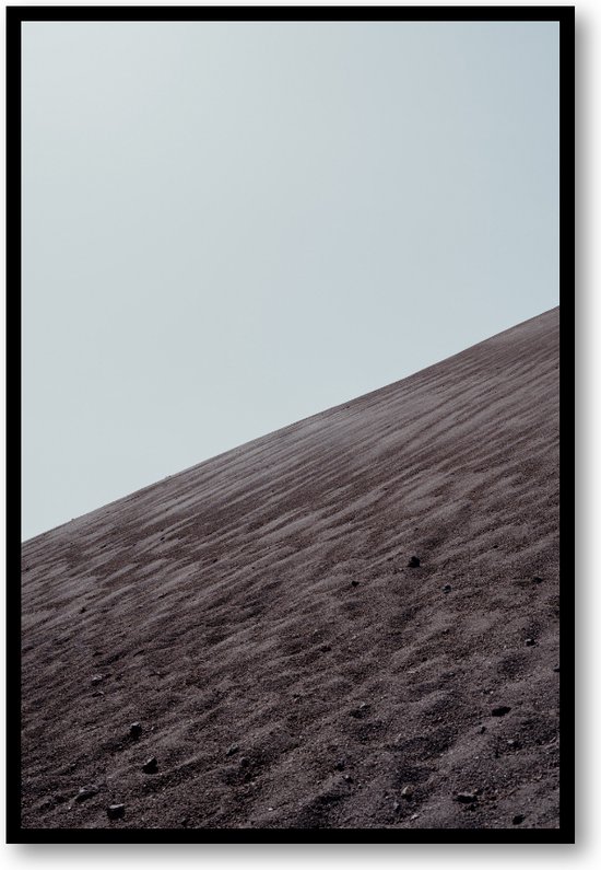 Eenvoud van de Elementen - Lanzarote's Lessen in Eenvoud - Aards Minimalisme - Fotoposter 40x60 met Lijst