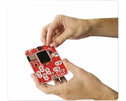 CircuitMess 8 Bit Console - Experimenteerset - Stem Speelgoed - Ingebouwde Games - Inclusief Tribune voor Wacky Robots