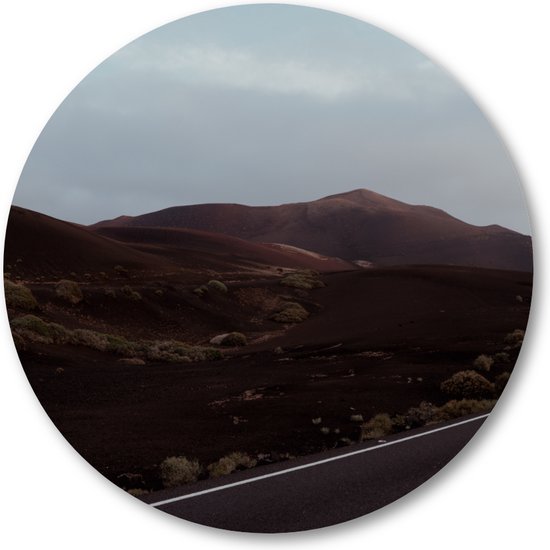 Rustende Reuzen - Lanzarote's Natuurlijke Monumenten - Eenvoud van de Elementen - Wandcirkel Dibond 60cm