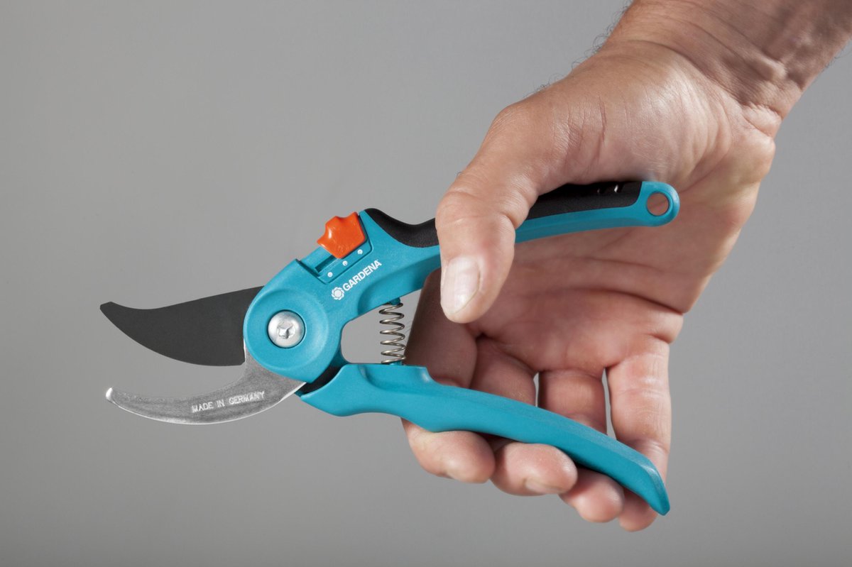 Classic B/S-M Bypass Snoeischaar - Ø 22mm - 25 Jaar Garantie van GARDENA — cadeau in Tuin & Klussen - foto 4