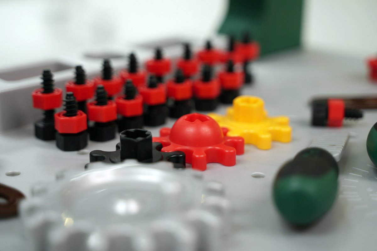 Klein Toys Bosch mini speelgoed werkbank – 77 delig – met veel accessoires - met leerfuncties – donkergroen — afbeelding 3
