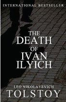 Livre 'La mort d'Ivan Ilitch' de Léon Tolstoï. Best-seller international. Pieds et ombre sur fond de pavés.