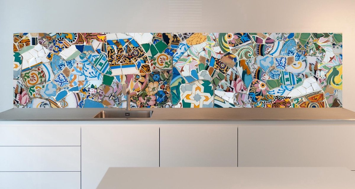 Keuken achterwand: Parc Guell, Gaudi Mozaïek 305 x 70 cm - SoWhat-design