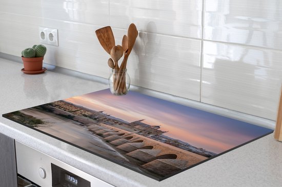 KitchenYeah® Inductie beschermer 78x52 cm - Zonsondergang over de Mezquita in Spanje - Kookplaataccessoires - Afdekplaat voor kookplaat - Inductiebeschermer - Inductiemat - Inductieplaat mat - Merkloos