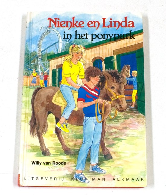 9789020671148 - Nienke en Linda in het ponypark
